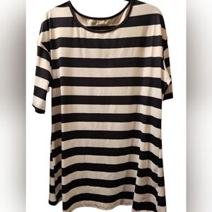 Striped Black and White T-Shirt Tunic, Sz 0XL